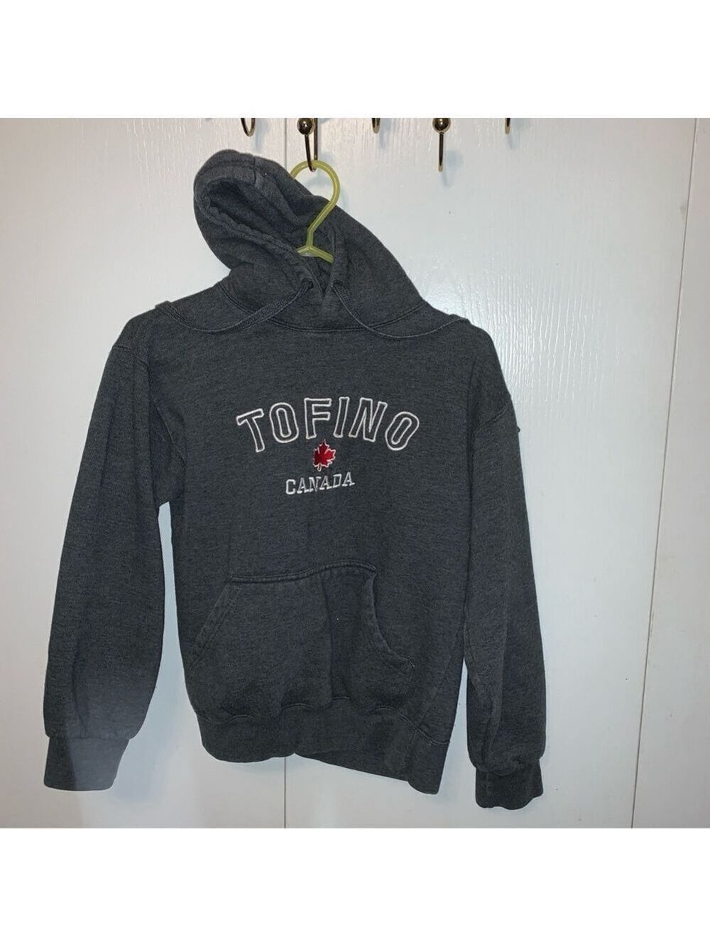 Tofino Canada Hoodie Size S Gray